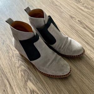 Marc by Marc Jacobs Grey Suede Boots